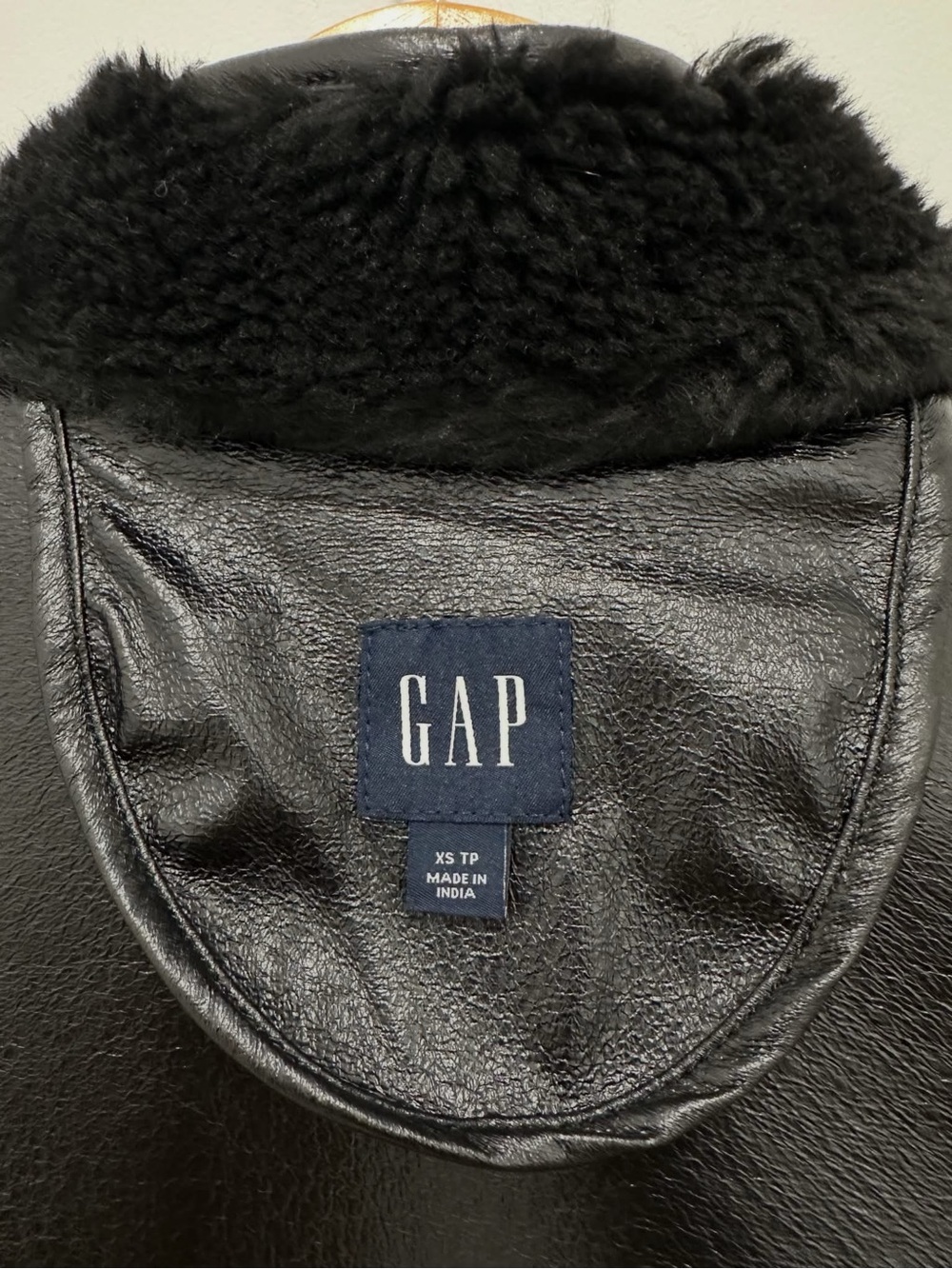 Gap Sherpa Jacket - Picture 16 of 17